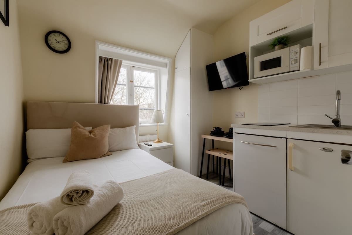 Appartamento, bagno privato (2) | 1 camera, ferro/asse da stiro