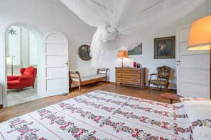 2 bedrooms, free WiFi
