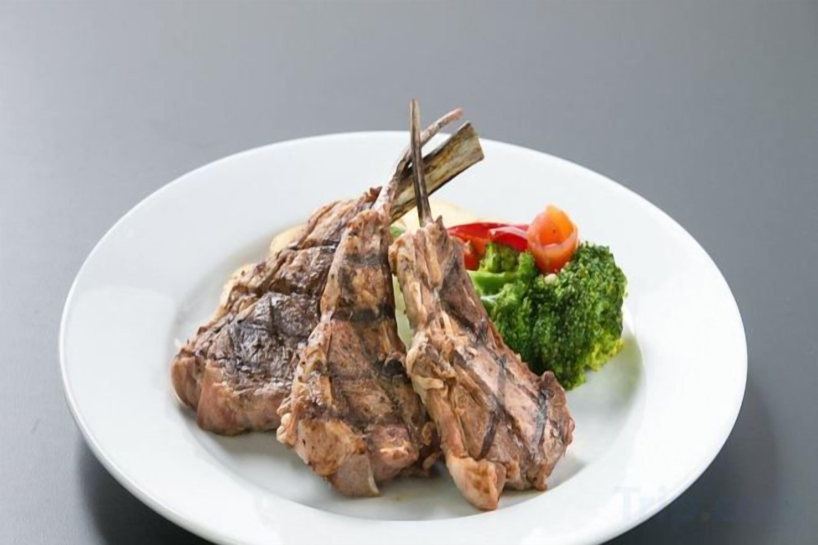 Thức ăn và đồ uống