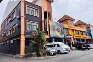 Exterior - Sky View Hotel Dengkil Putrajaya Cyberjaya (Sepang)