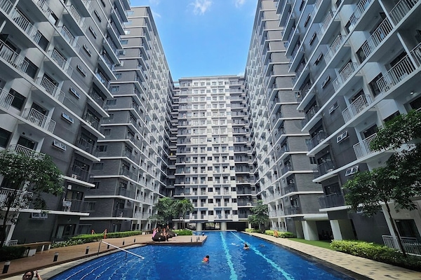 Kolam renang terbuka