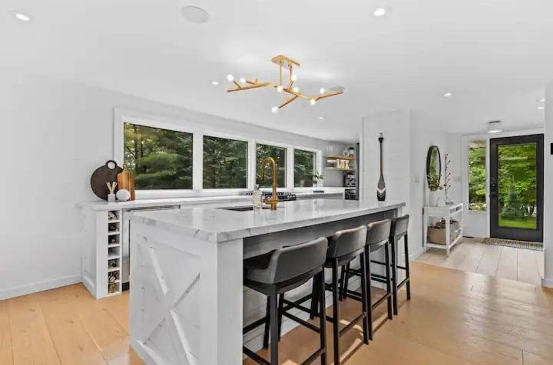 Microondas, horno, parrilla de estufa y lavavajillas 