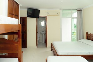 Basic Room | Free WiFi, bed sheets - Hotel Gaira Mar (Santa Marta)
