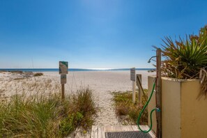 On the beach - Whaler 1A | Beach Front (Gulf Shores)