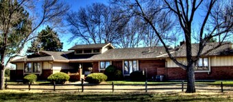 Large Home Near Boulder Fenced Yard 2 Dogs OK