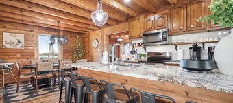 Lake Norman Retreat w/ Dock, Game Room & Hot Tub