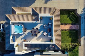 House (4 Bedrooms) | Interior - Sunset Serenity by Avantstay Rooftop w/ Hot Tub & Fire Pit, 3 Blocks to Beach! (Grover Beach)