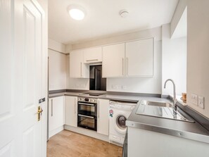 Dishwasher, high chair