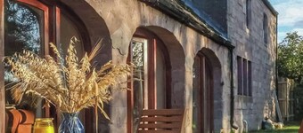 2 bedroom accommodation in Forfar