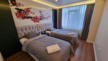 2 bedrooms, iron/ironing board, WiFi, bed sheets