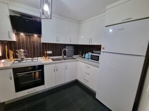 Fridge - Metroaparts (Istanbul)