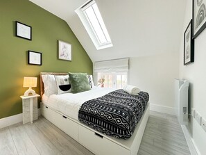 2 Schlafzimmer, Bügeleisen/Bügelbrett, kostenloses WLAN, Bettwäsche