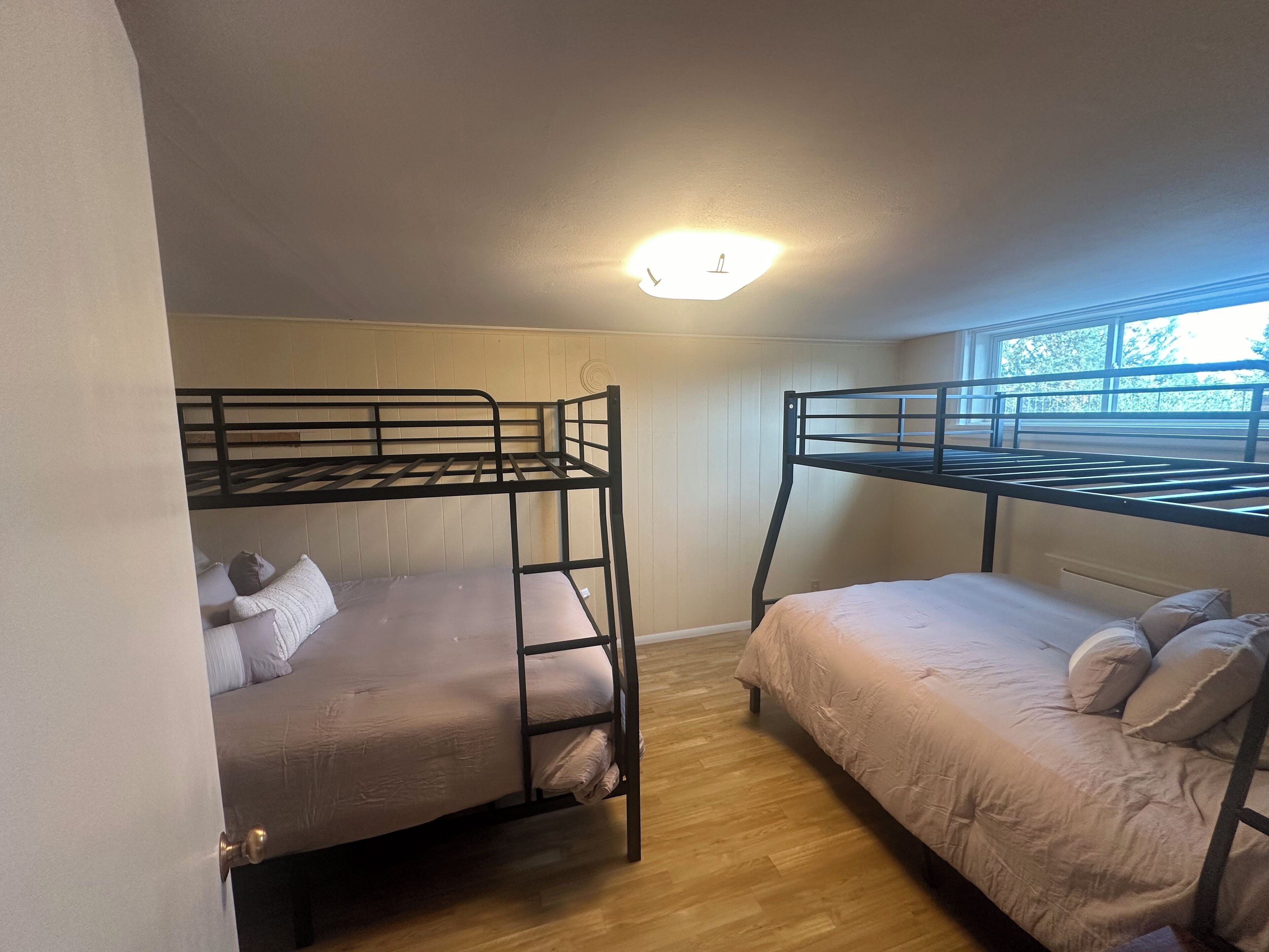 3 soverom, wi-fi og sengetøy