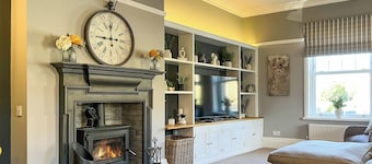Cracken Cottage - UK48297