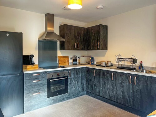 2 bedroom accommodation in Chinley