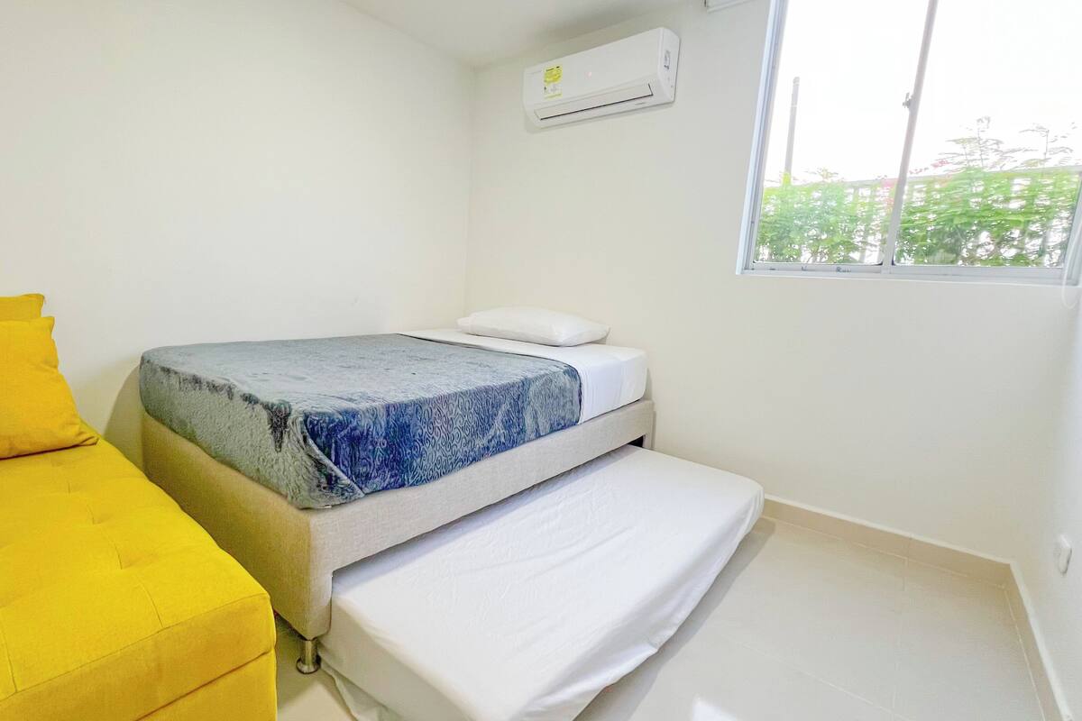 Shared Dormitory | 3 bedrooms, free WiFi