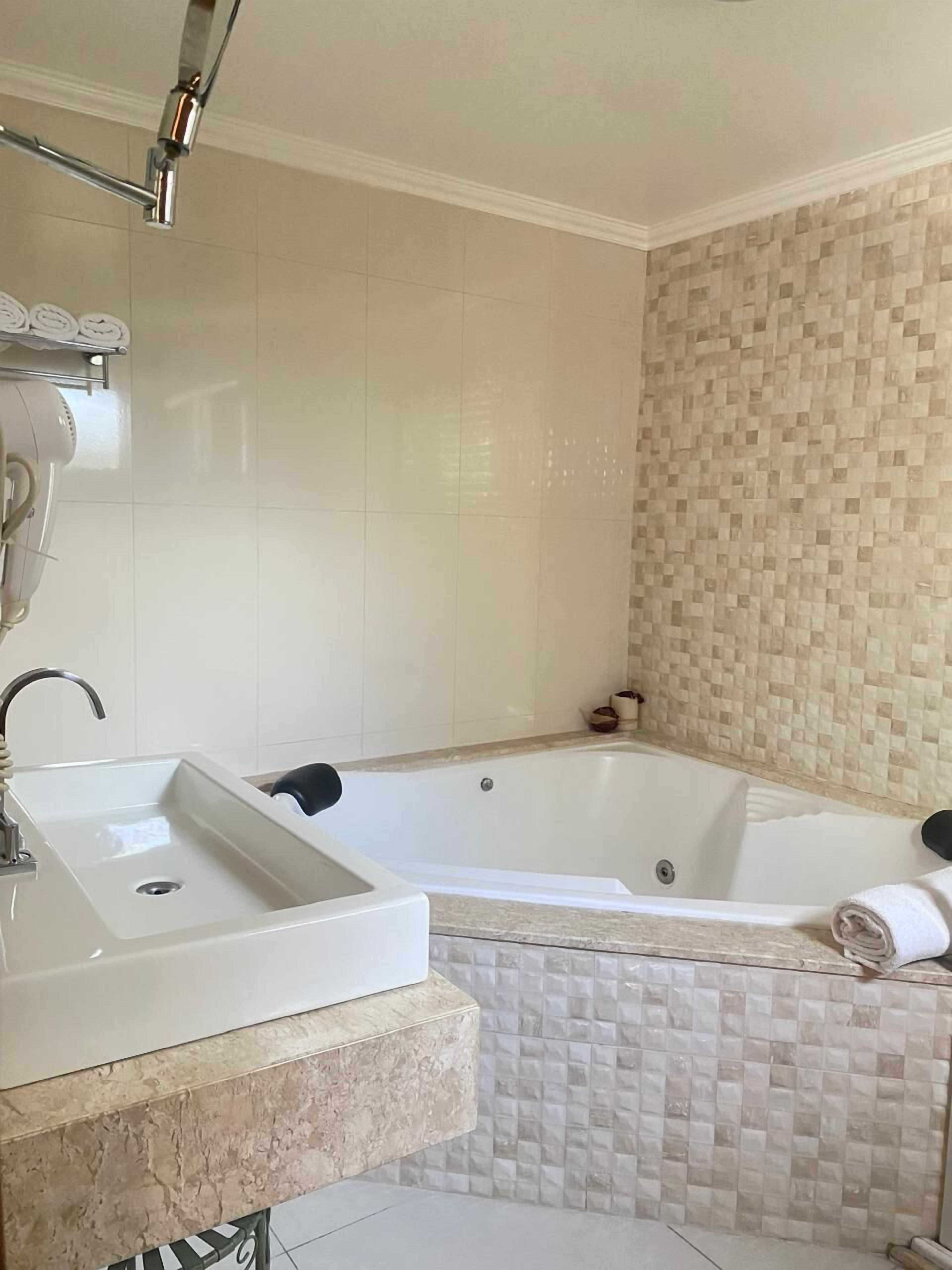 Photo - Hotel Pousada Le Chateau