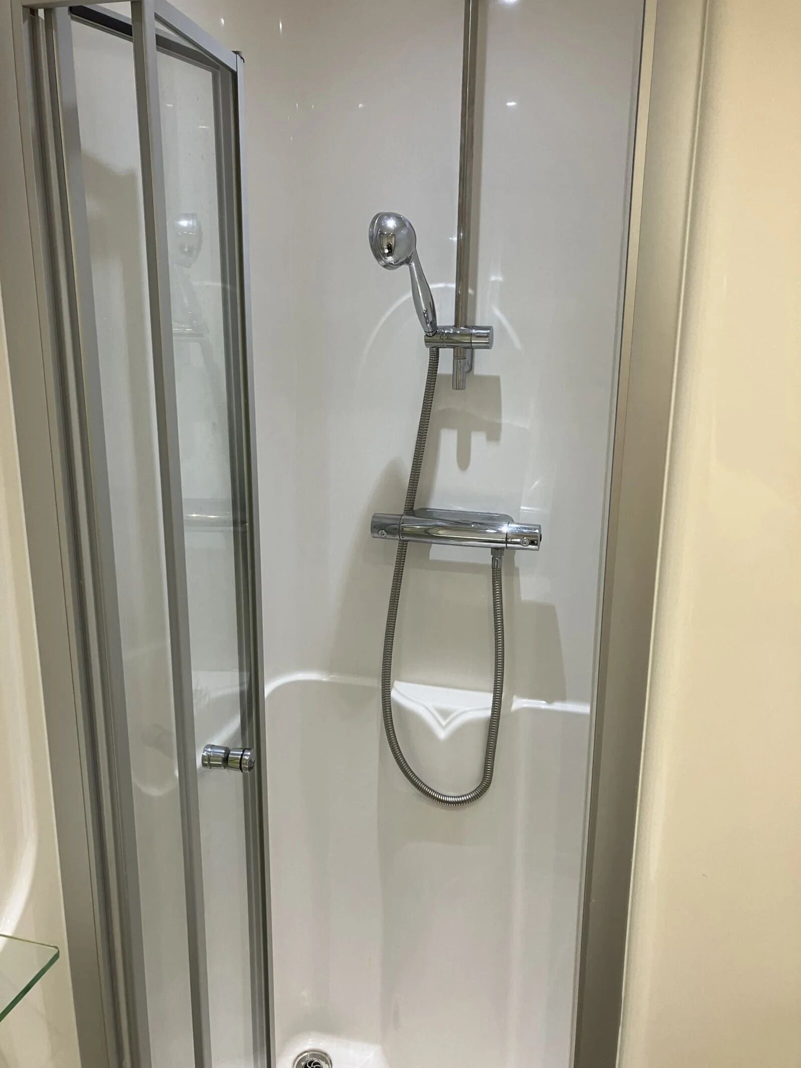 شقة - غرفتا نوم - لغير المدخنين | حمام