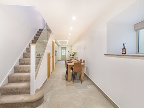 Dining - 3 bedroom accommodation in Trawden (Trawden)