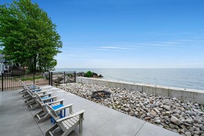 Terrace/patio - Hideaway at Cedar Island (Kingsville)