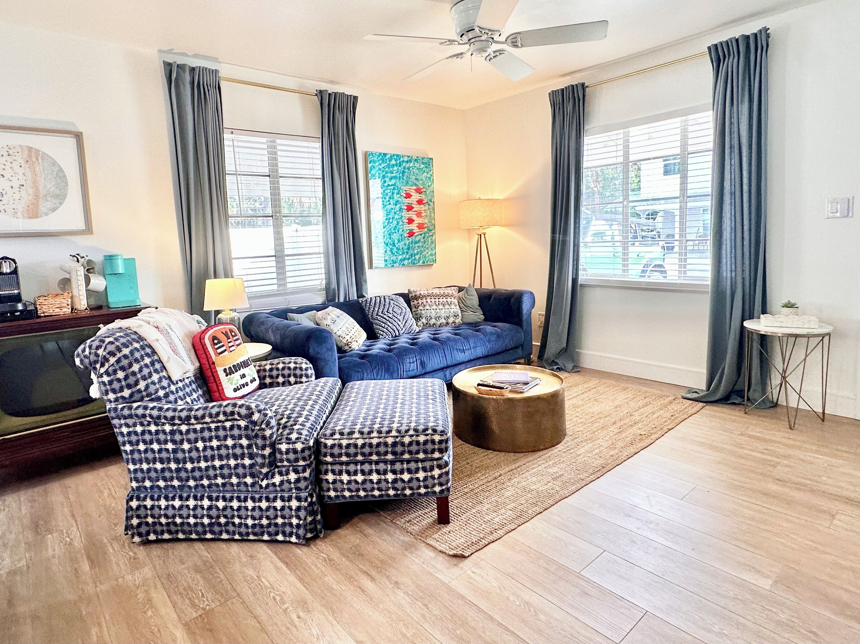 The Briny Bubblecharming 2-bedroom Cottage In Dunedin, Steps To Main Street - Dunedin, FL