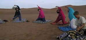 Gazebo - Auberge Sahara Iriki & Désert tours (Allougoum)