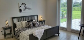 3 Schlafzimmer, Schreibtisch, Bügeleisen/Bügelbrett, kostenloses WLAN