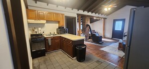 Fridge, microwave, oven, stovetop - Mountain Laurel Cabin at Hunting Creek Hideaway (Thurmont)