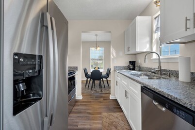 3BR • 6 Beds • 5 Min to Ft. Campbell