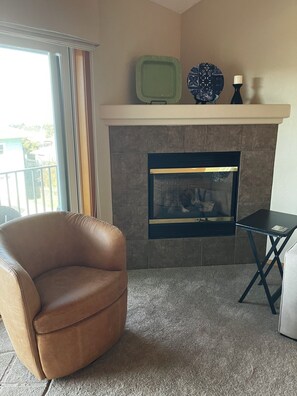 TV connectée, cheminée