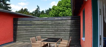 Ferienhaus mit Grosser Terrasse am Garder See