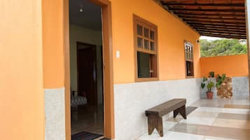 Fachada da propriedade