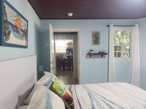 2 habitaciones, tabla de planchar con plancha y wifi gratis 