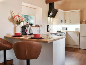 Dishwasher, cookware/dishes/utensils
