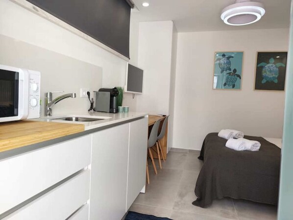 1 Schlafzimmer, Schreibtisch, Bügeleisen/Bügelbrett, Internetzugang