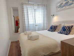 2 soverom, strykejern/-brett, internettilgang og sengetøy