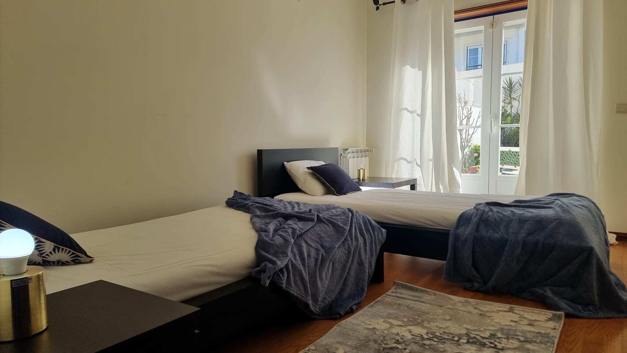 3 chambres, fer et planche à repasser, accès Internet, draps fournis