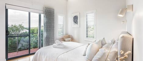 4 chambres, fer et planche à repasser, accès Internet