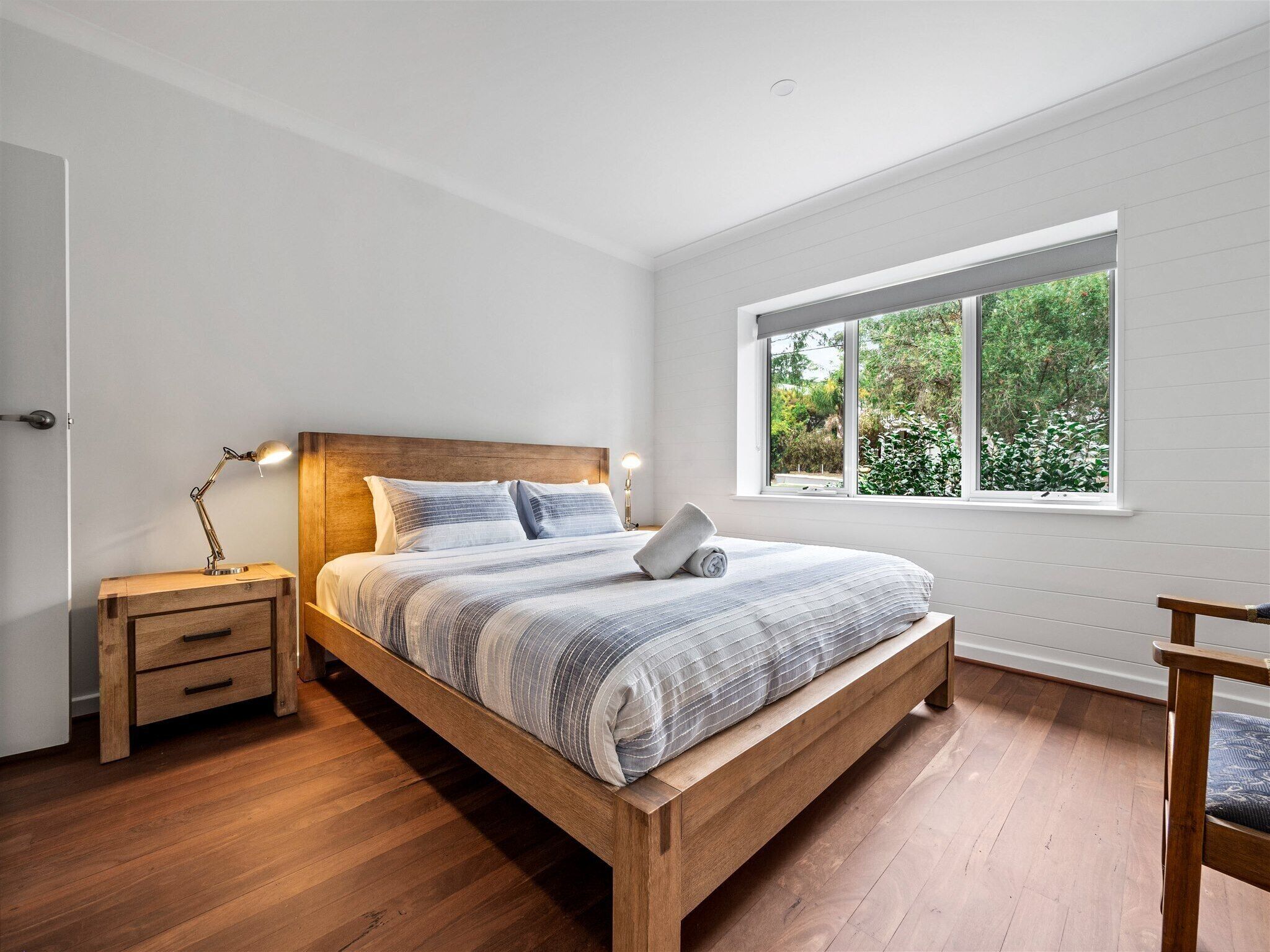 4 bedrooms, iron/ironing board, Internet