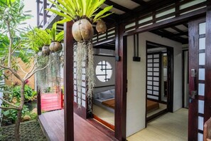 Habitación Deluxe, vistas al jardín | Zona de estar