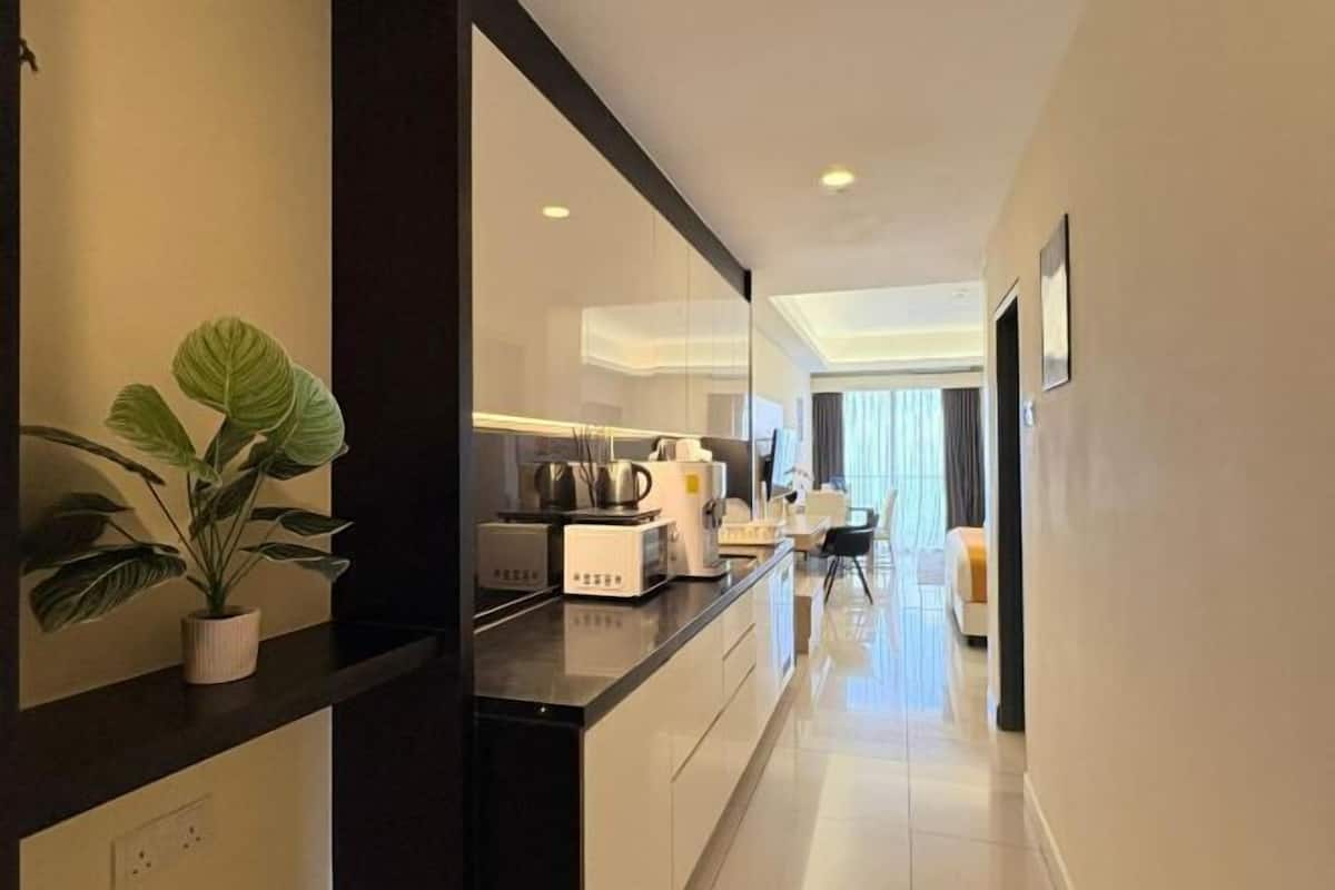 Soundproofing, cribs/infant beds