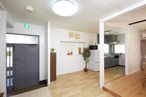 Fridge, microwave, coffee/tea maker, electric kettle