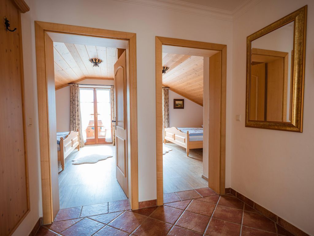 "Karwendel", Fewo, 2 Schlafräume, Du Und Wc - Berghof - Mittenwald