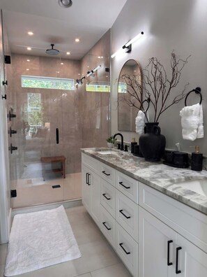 Een douche, een haardroger
