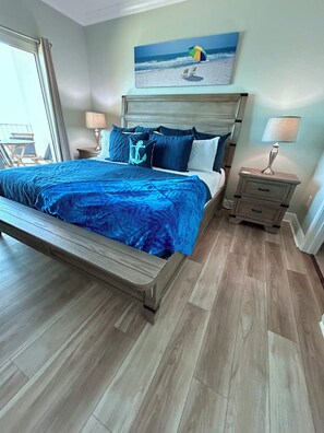 2 bedrooms, iron/ironing board, free WiFi, bed sheets - Rendezvous Point — 10-Star Beachfront Landing! Gulf-Front CSW302 w/ King & Queen (Gulf Shores)