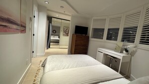 2 bedrooms, desk, iron/ironing board, free WiFi