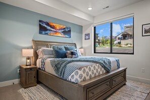 1 bedroom, iron/ironing board, travel cot, free WiFi