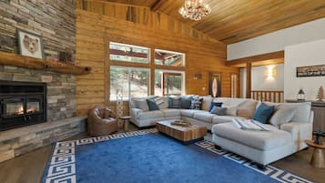 TV connectée, cheminée