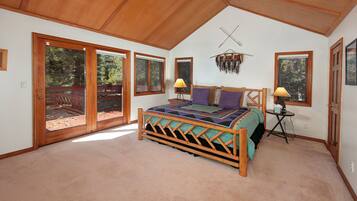 5 bedrooms, desk, iron/ironing board, free WiFi