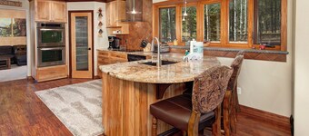 Mountain Home with Private Hot Tub